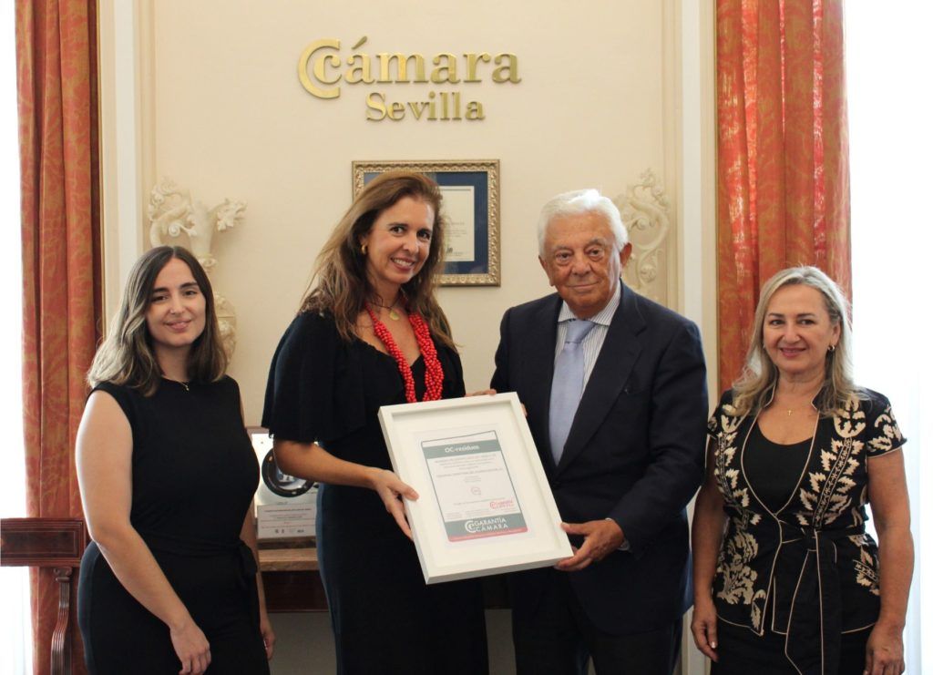 TMG recibe el Certificado Residuo 0 junto a Llopis y la Cámara de Comercio de Sevilla