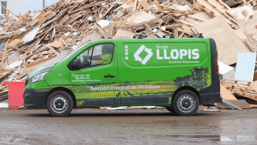 gestión de residuos peligrosos Llopis 